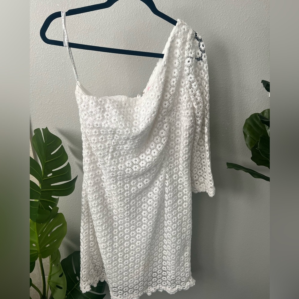 Vintage Lilly Pulitzer One-sleeve Lace White Dress